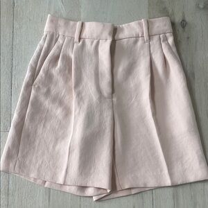 Aritizia Wilfred Effortless Pleated Bermuda Short